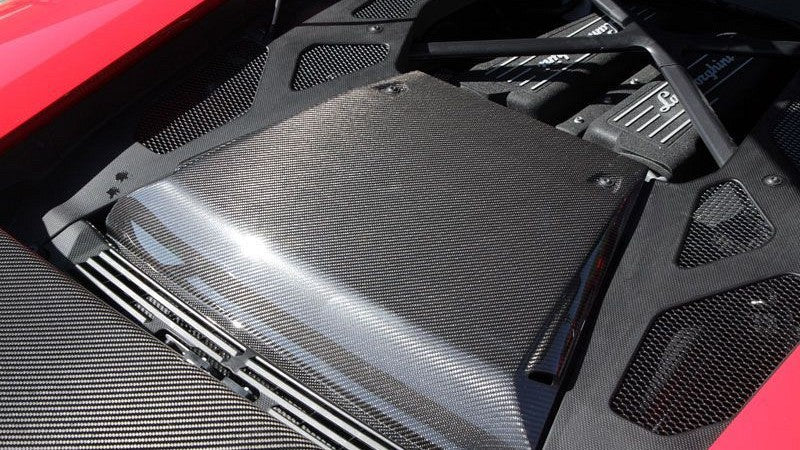 https://www.scuderiacarparts.com/imgrsfull/w800-c16_9/uploads/uploaded/Motorraumabdeckung_L622245_m800x533.jpg